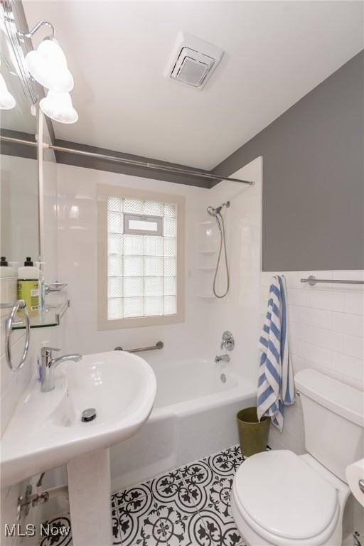 4118 Elmore Rd, Fairview Park, OH 44126 - photo 18