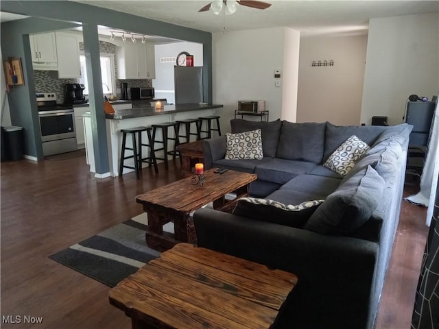 4002 Washington Ave, Lorain, OH 44052 - photo 15