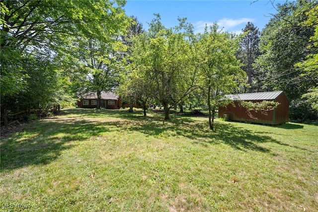 2156 Pine Ridge Dr, Wickliffe, OH 44092 - photo 2