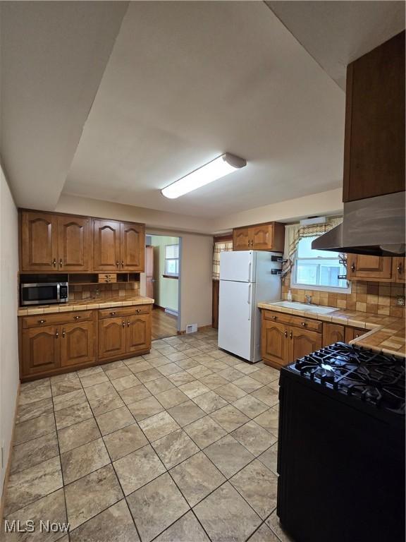 2219 W 19th St, Ashtabula, OH 44004 - photo 7