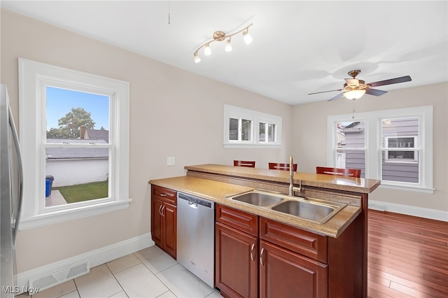 7128 Marcelline Ct, Cleveland, OH 44125 - photo 6