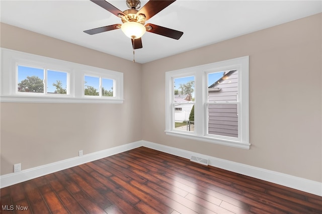 7128 Marcelline Ct, Cleveland, OH 44125 - photo 9