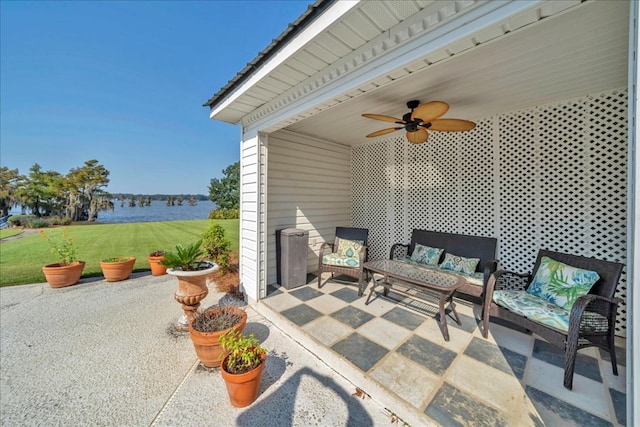 view of patio with ceiling fan