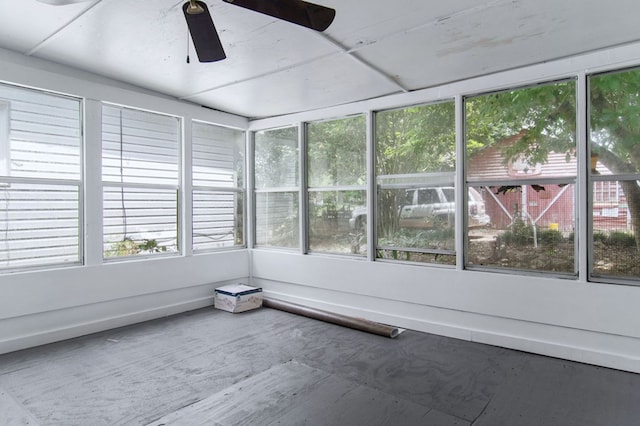 272 Ellis Rd, Plains, GA 31780 - unfurnished sunroom featuring ceiling fan