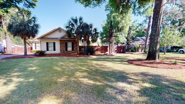 406 Scenic Rt, Cordele, GA 31015 - view of front of home featuring a front lawn and fence