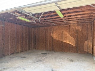 726 Oglethorpe Ave, Americus, GA 31709 - view of garage