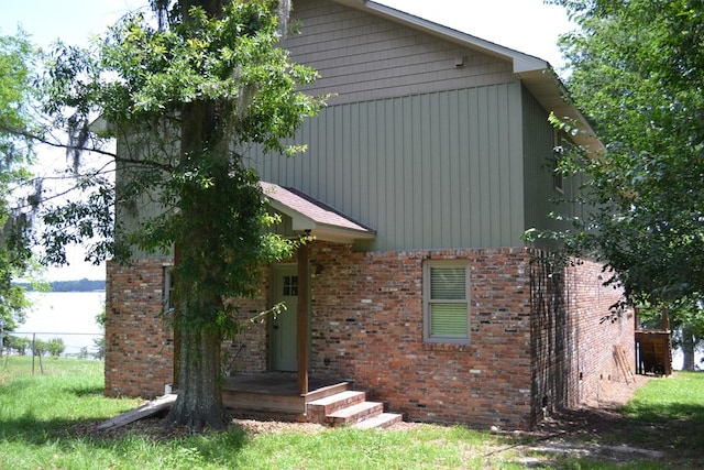 375 Flintside Dr, Cobb, GA 31735 - view of front facade featuring brick siding