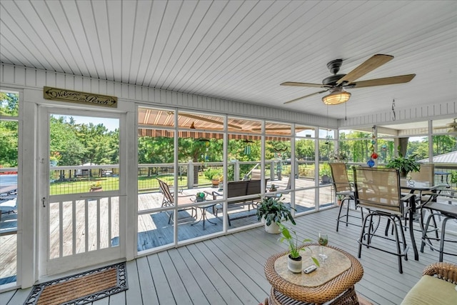 115 N Cedar Creek Rd, Cordele, GA 31015 - sunroom with ceiling fan