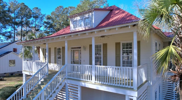 view of front facade featuring covered porch