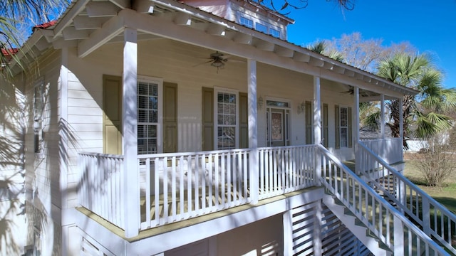 property entrance featuring ceiling fan and a porch