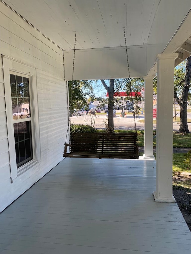 view of patio featuring covered porch