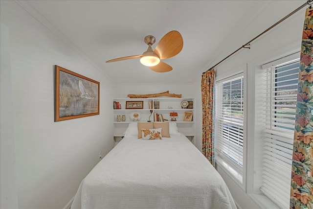 bedroom featuring ceiling fan