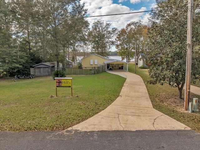 view of front of property with a front lawn