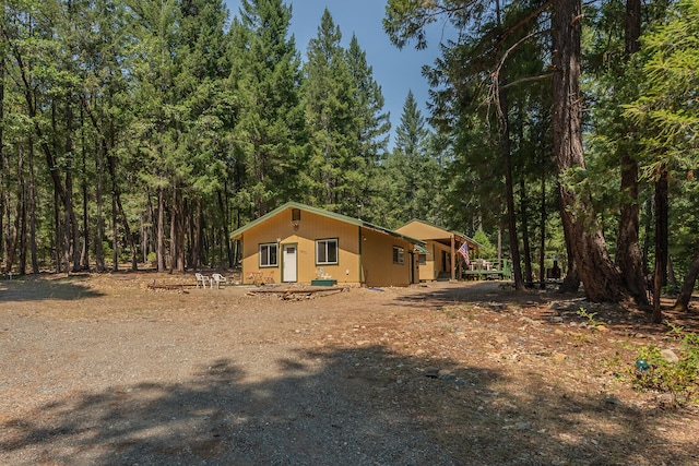 view of front of property