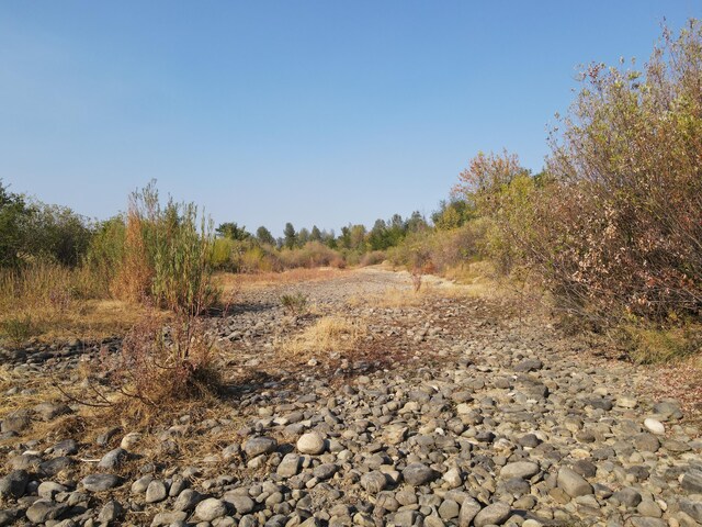 Old Oregon Trl, Redding, CA 96003 - photo 20