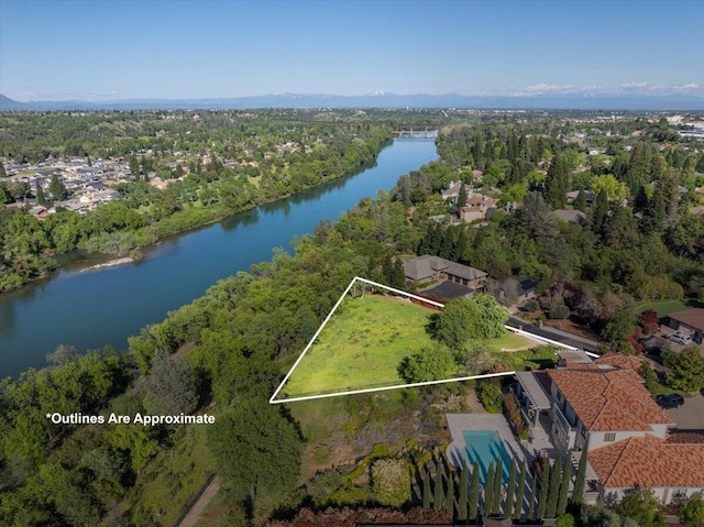 Listing photo 3 for 802 Palatine Ct, Redding CA 96001