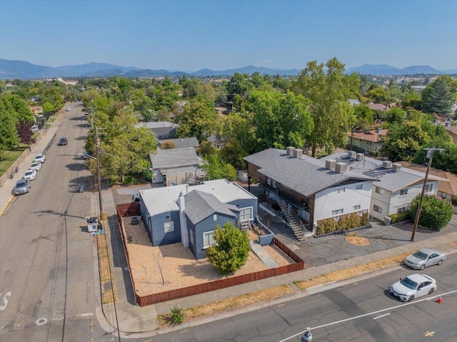 bird's eye view featuring a mountain view