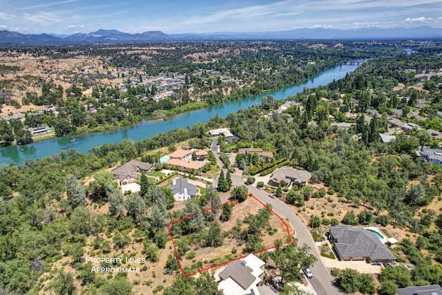 Listing photo 2 for 866 Palatine Ct, Redding CA 96001