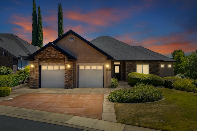 view of front of house featuring a garage