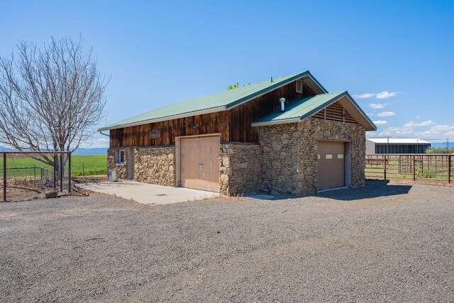 27744 Lee Rd, Mcarthur, CA 96056 - view of outbuilding with an outdoor structure