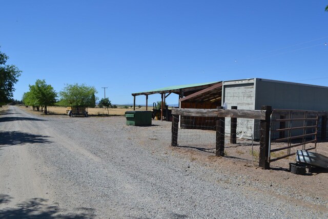 exterior space featuring an outbuilding