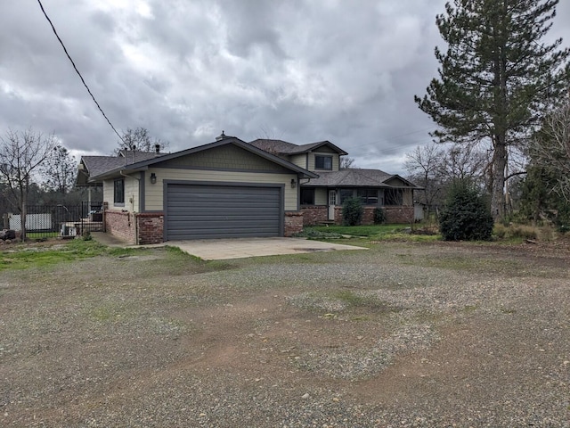 view of front facade featuring a garage