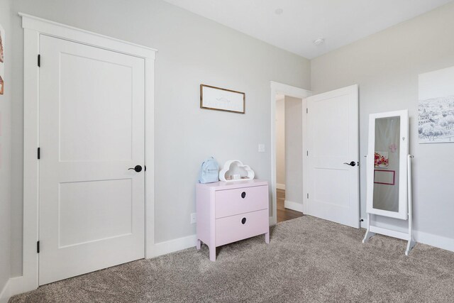 bedroom with carpet flooring