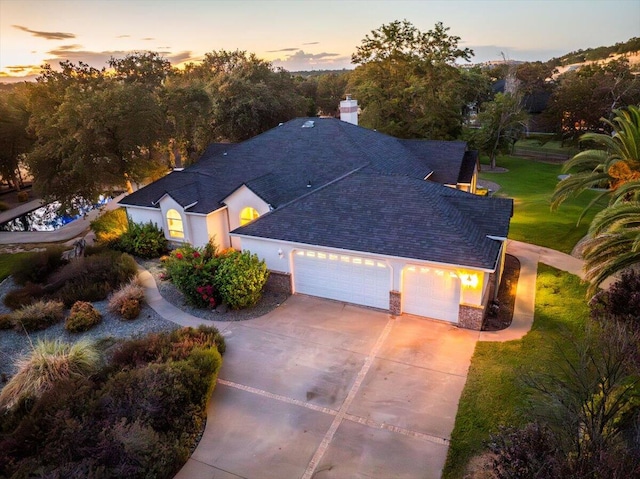 view of aerial view at dusk