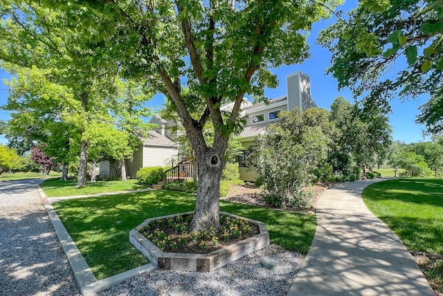 exterior space featuring a lawn