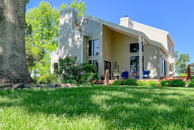 exterior space with a front yard