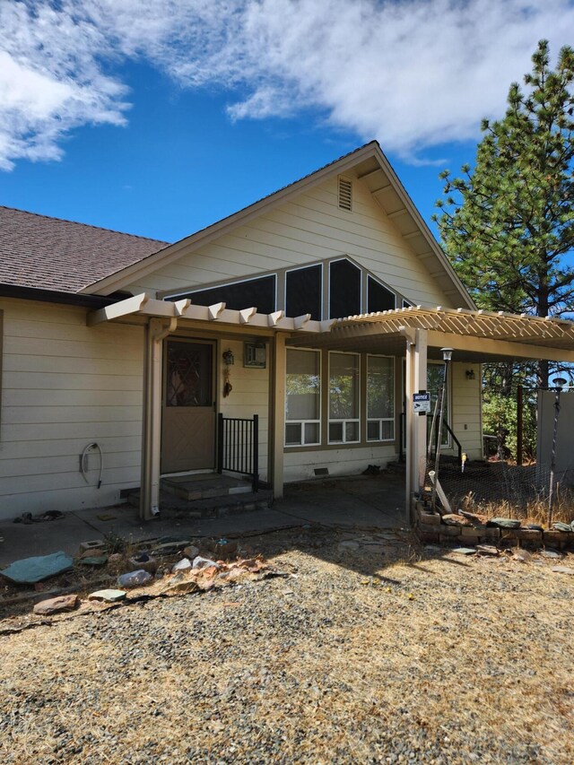 view of front of home