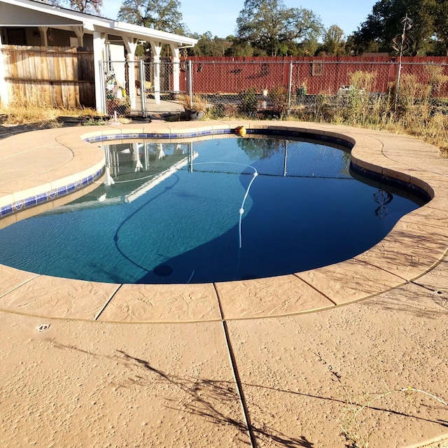 3471 Charles St, Cottonwood, CA 96022 - view of pool featuring a fenced in pool and fence