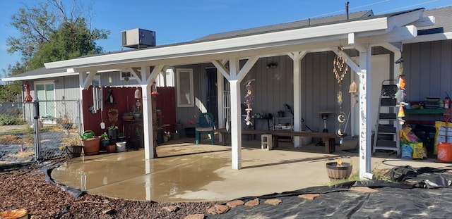 3471 Charles St, Cottonwood, CA 96022 - view of patio / terrace featuring cooling unit and fence