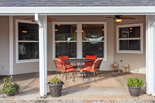 view of patio with ceiling fan