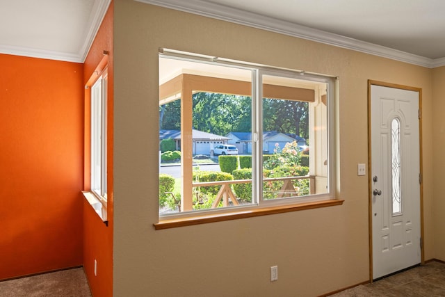 6849 Creekside St, Redding, CA 96001 - entryway with crown molding