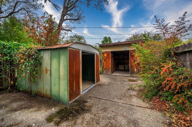 view of outbuilding