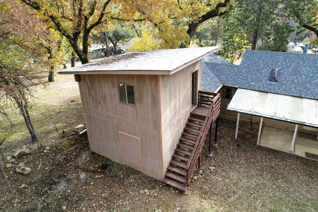 970 Branstetter Ln, Redding, CA 96001 - view of outdoor structure featuring stairs