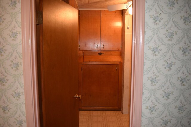 385 Manzanita Ln, Redding, CA 96002 - hall with light floors