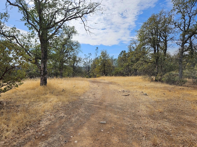 1817 Kenyon Dr, Redding, CA 96001