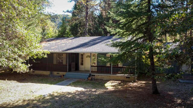 view of front of house featuring covered porch