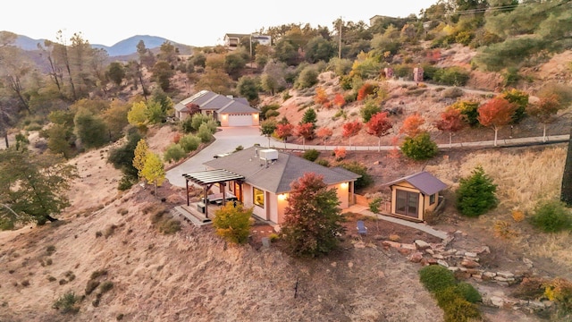 bird's eye view with a mountain view