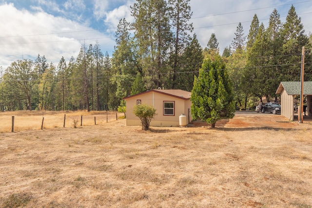 1260 E Weaver Creek Rd, Weaverville, CA 96093 - view of yard featuring fence