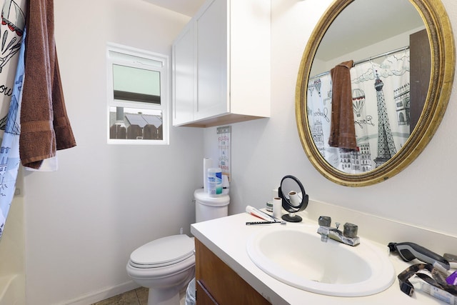 1535 Cordova St, Anderson, CA 96007 - bathroom featuring vanity and a shower with curtain