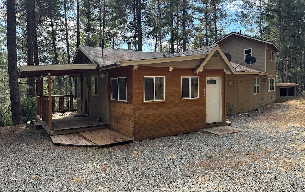 view of front of property featuring a deck