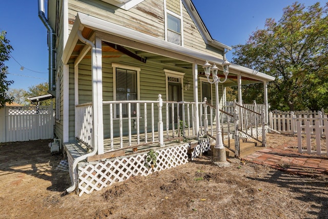 view of front of home with covered porch