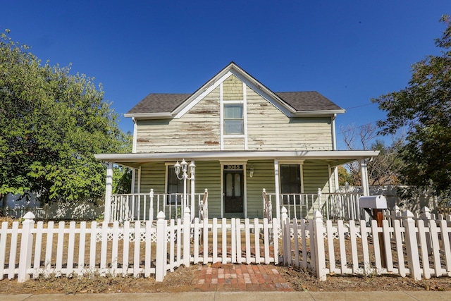 farmhouse-style home with a porch