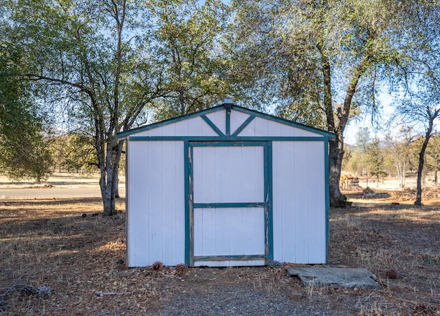 view of outdoor structure