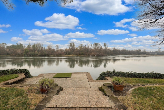 view of water feature