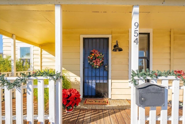 view of property entrance