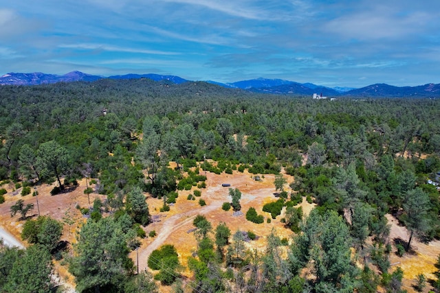 Listing photo 2 for 18216 Knoll Ln, Redding CA 96003